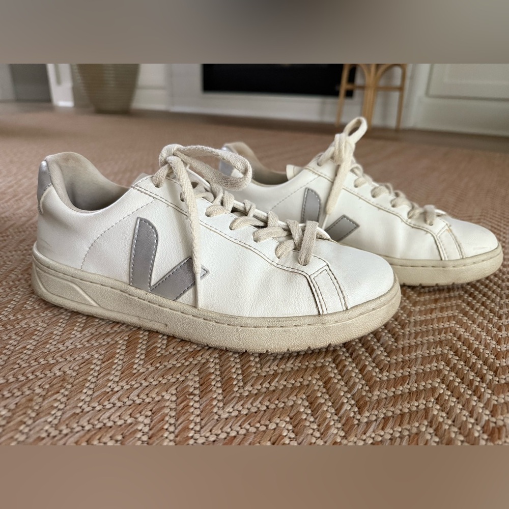 Veja URCA white and gray everyday Sneakers